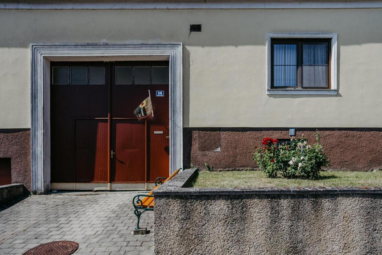 Das Kleine Haus Breitenbrunn  Exterior photo